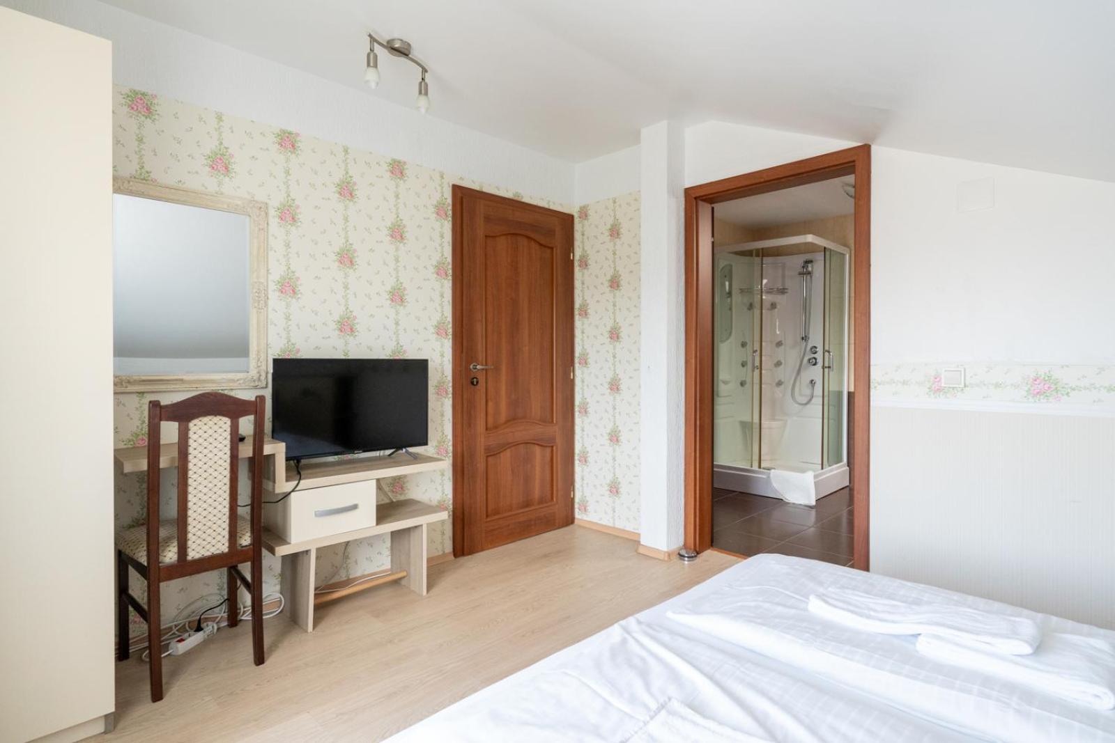 Faraway Aparthotel Near Vienna Airport With Anytime Self Check In 브루크 안 데어 라이타 객실 사진