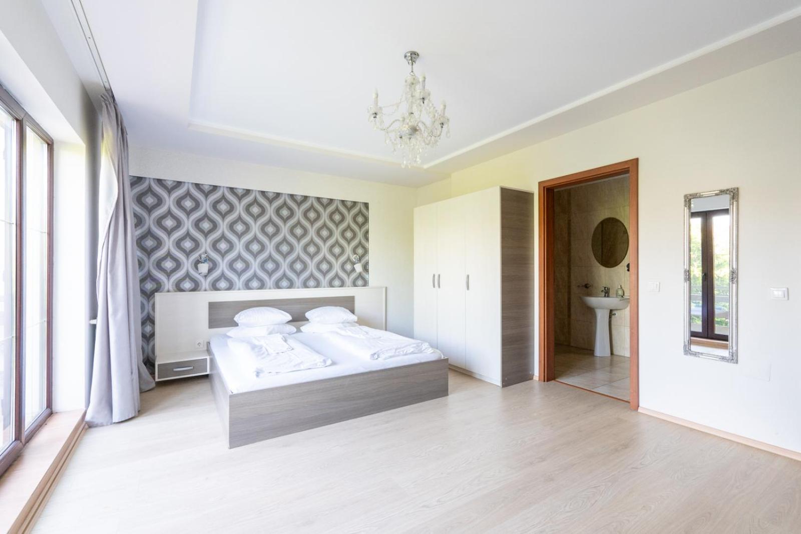 Faraway Aparthotel Near Vienna Airport With Anytime Self Check In 브루크 안 데어 라이타 외부 사진