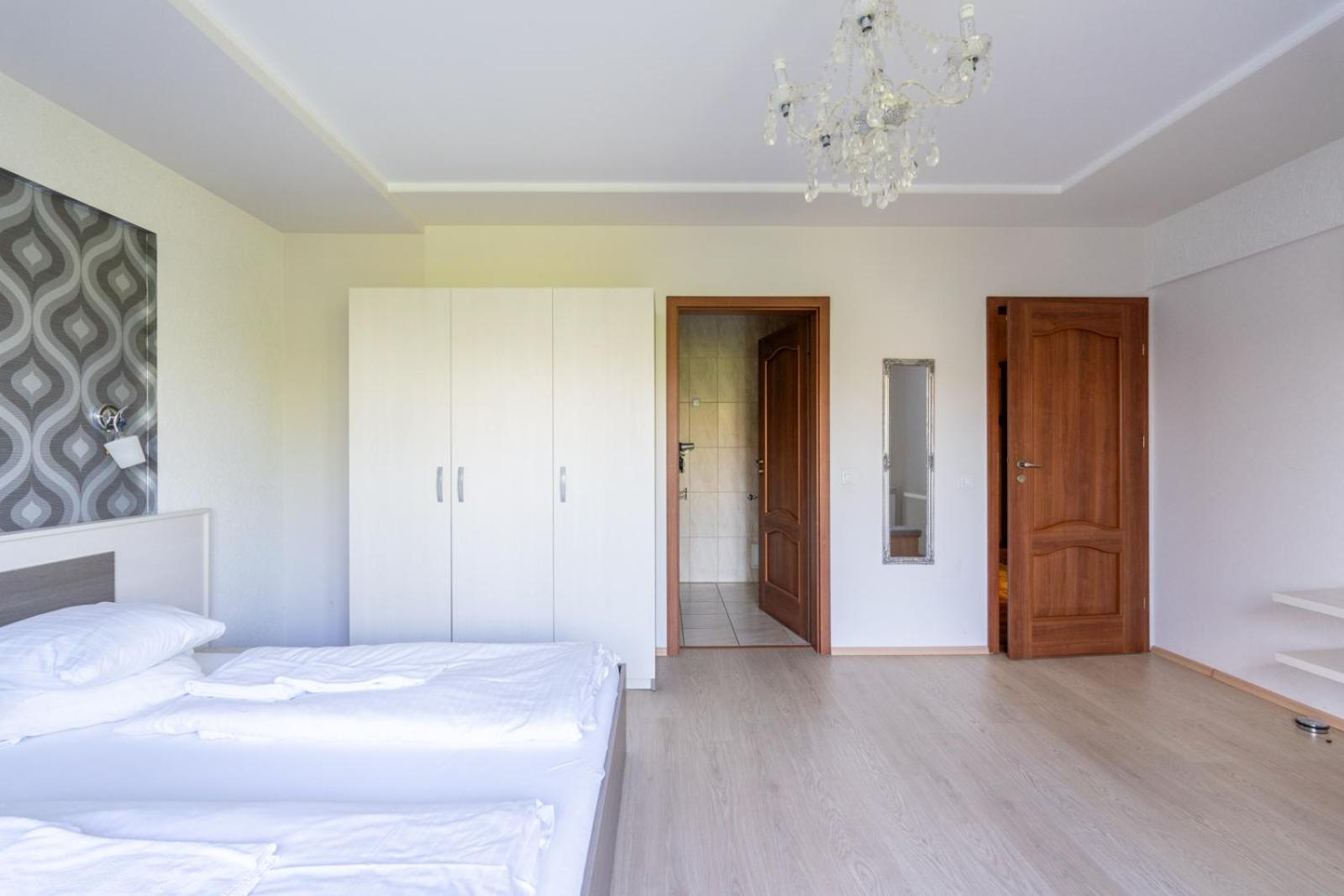 Faraway Aparthotel Near Vienna Airport With Anytime Self Check In 브루크 안 데어 라이타 객실 사진